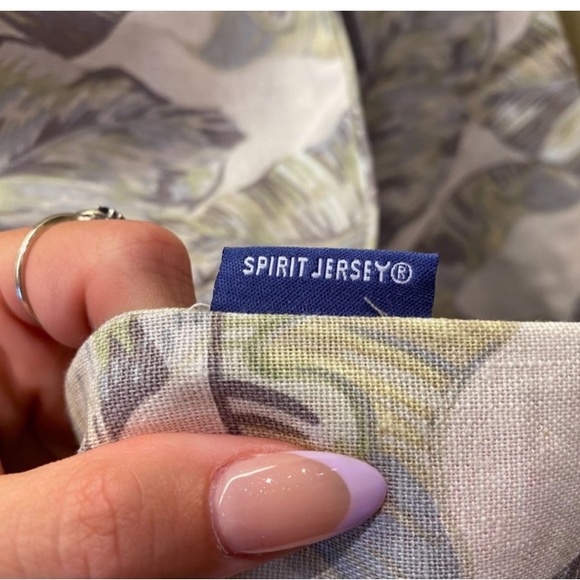 Disney Tropical Spirit Jersey Button Up - Small - Picture 3 of 7